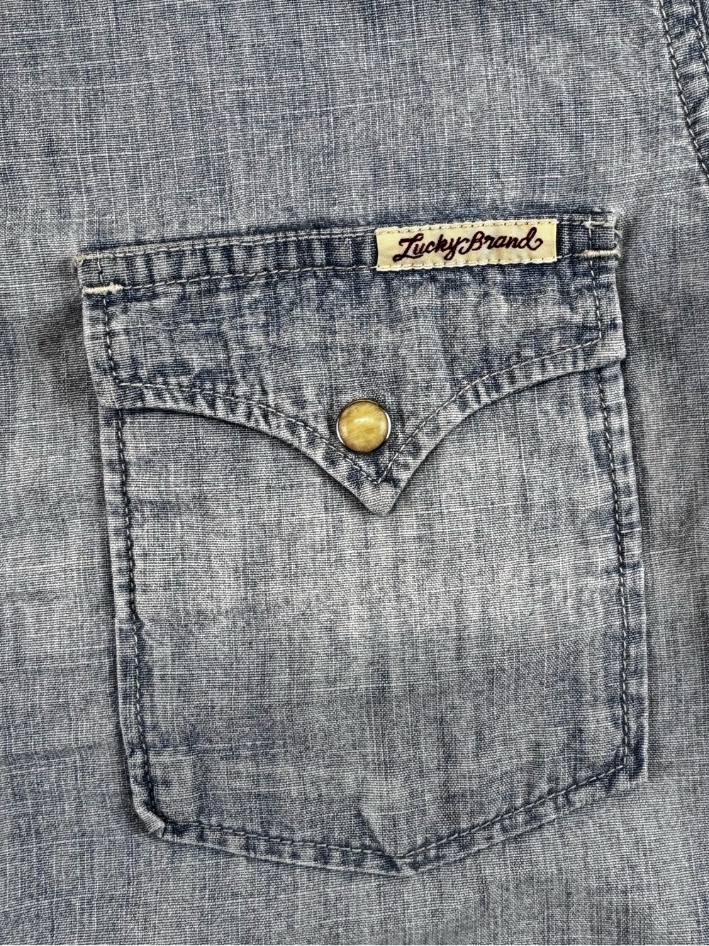Women’s Lucky Brand Vintage Wash Short-Sleeve Denim Shirt - Light Blue - Picture 3 of 7